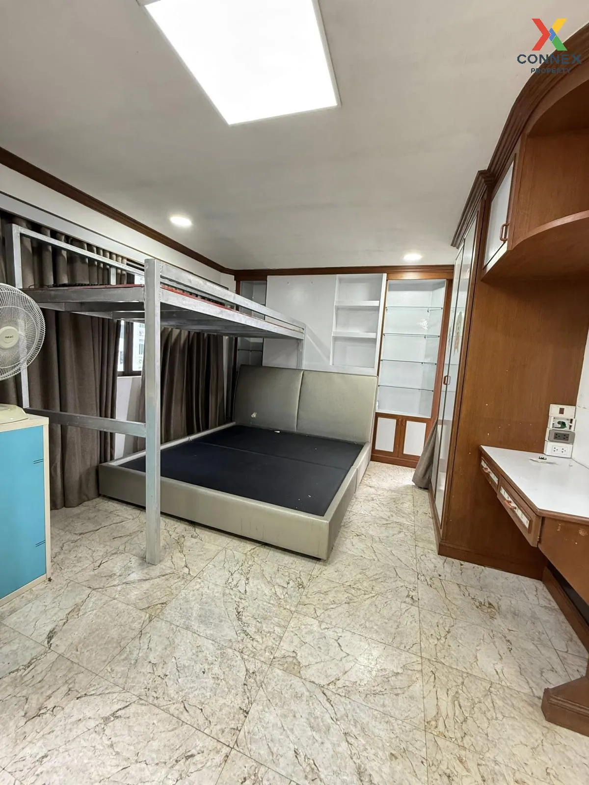 For Sale Condo , Ratchavipha Place , BTS-Phahon Yothin 24 , Lat Y 2