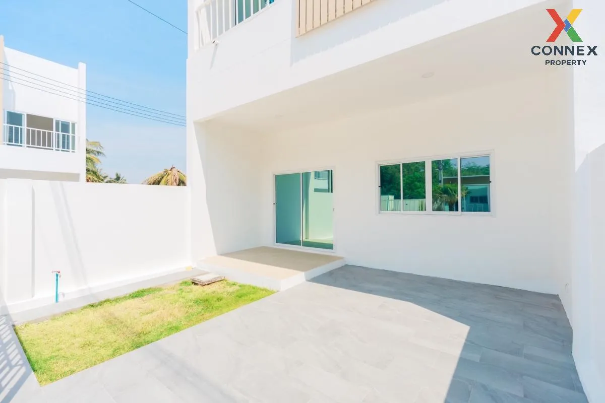 For Sale Townhouse/Townhome  , Ar - Lek Home , Nong Pak Long , mu 2