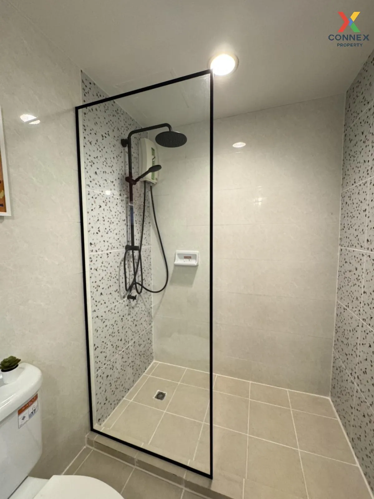For Rent Condo , Garden Asoke Rama 9 , Bang Kapi , Huai Khwang , 