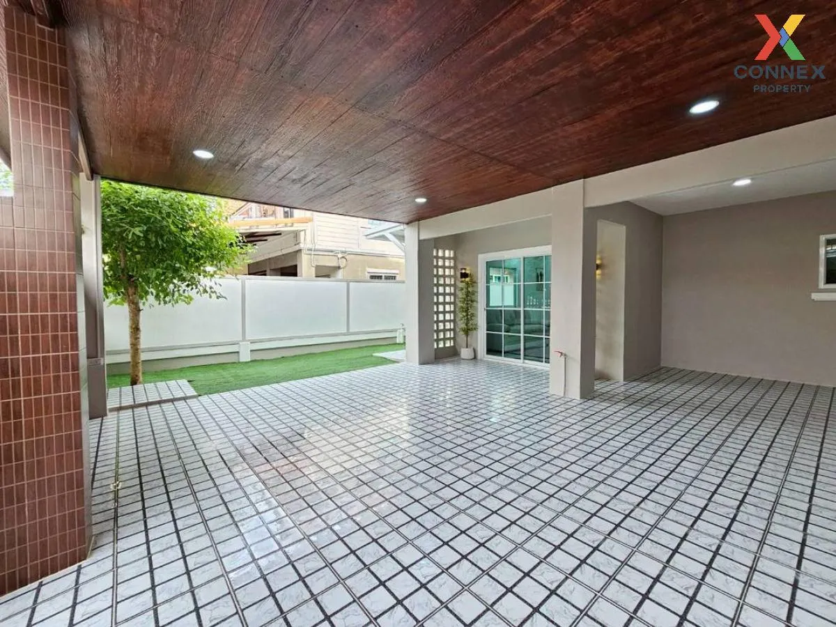For Sale Townhouse/Townhome  , Baan Pruksa 33 Bangbuathong , wide 2