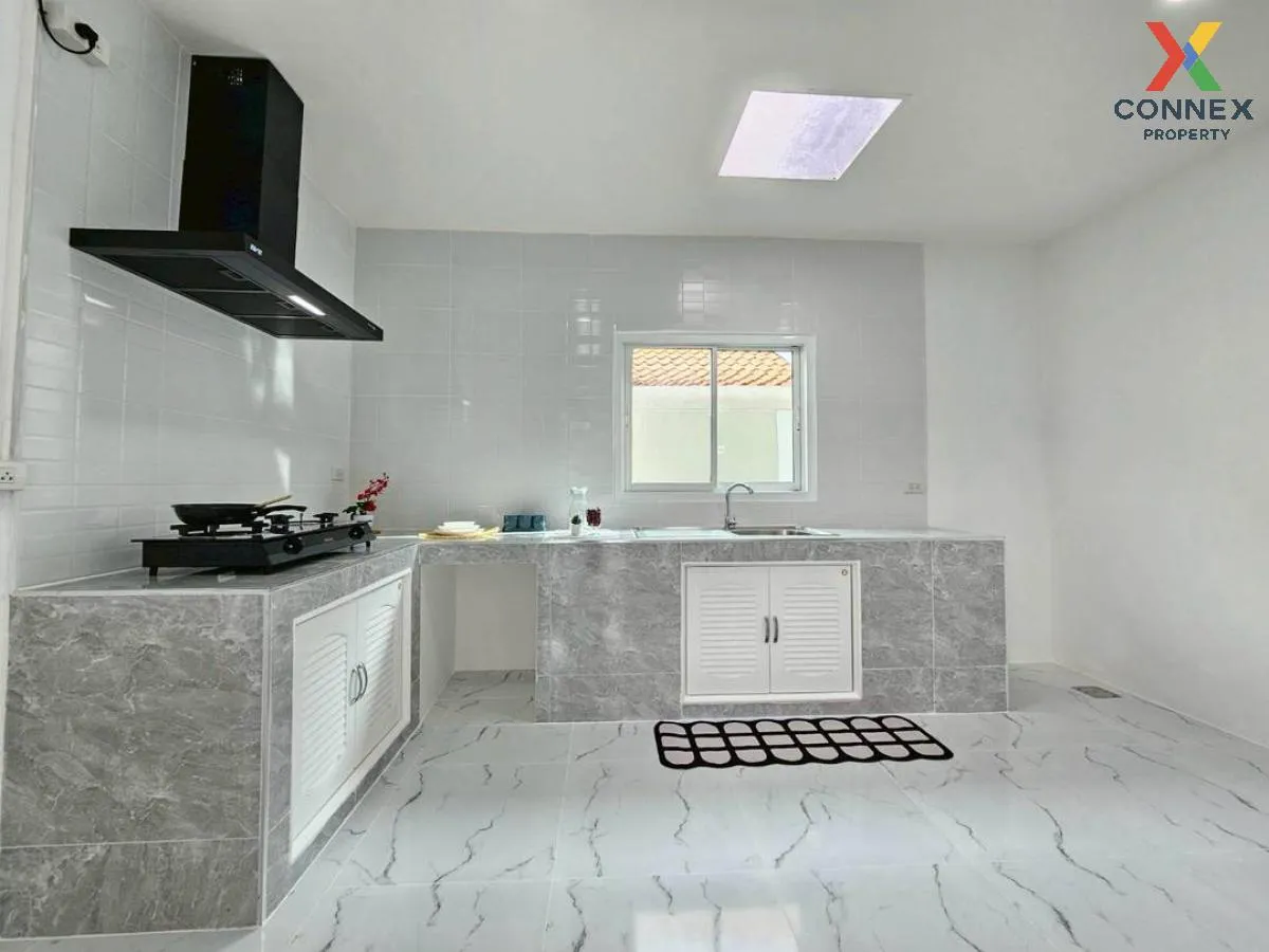 For Sale Townhouse/Townhome  , Baan Pruksa 33 Bangbuathong , wide
