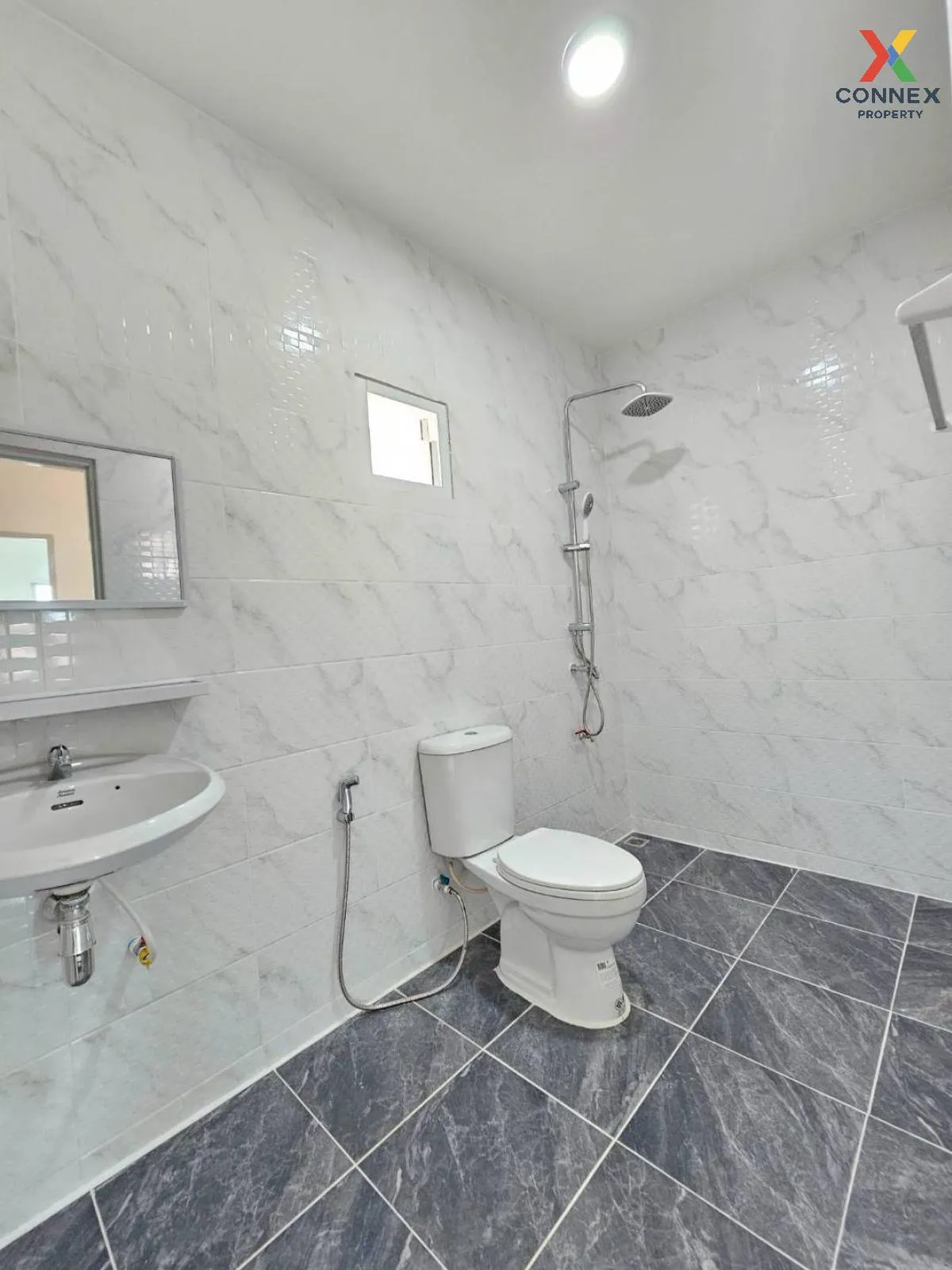 For Sale Townhouse/Townhome  , Baan Pruksa 33 Bangbuathong , wide
