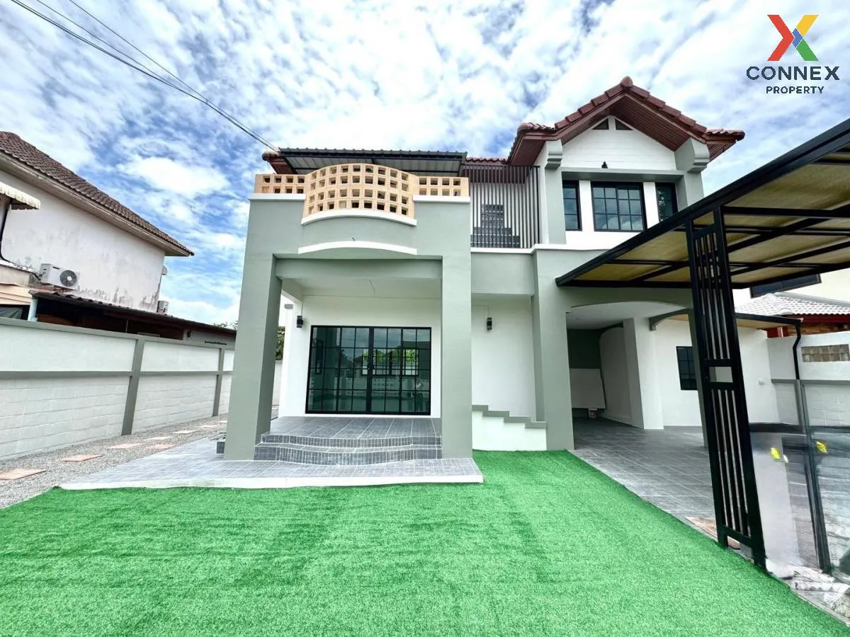 For Sale House , Baan Pornjira khong 7 , wide frontage , newly re 2