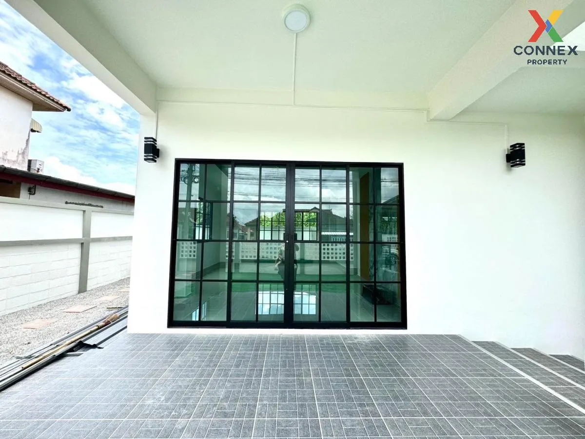 For Sale House , Baan Pornjira khong 7 , wide frontage , newly re 3
