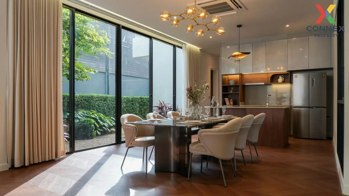 For Sale House , BuGaan Krungthep Kreetha , wide frontage , Hua M