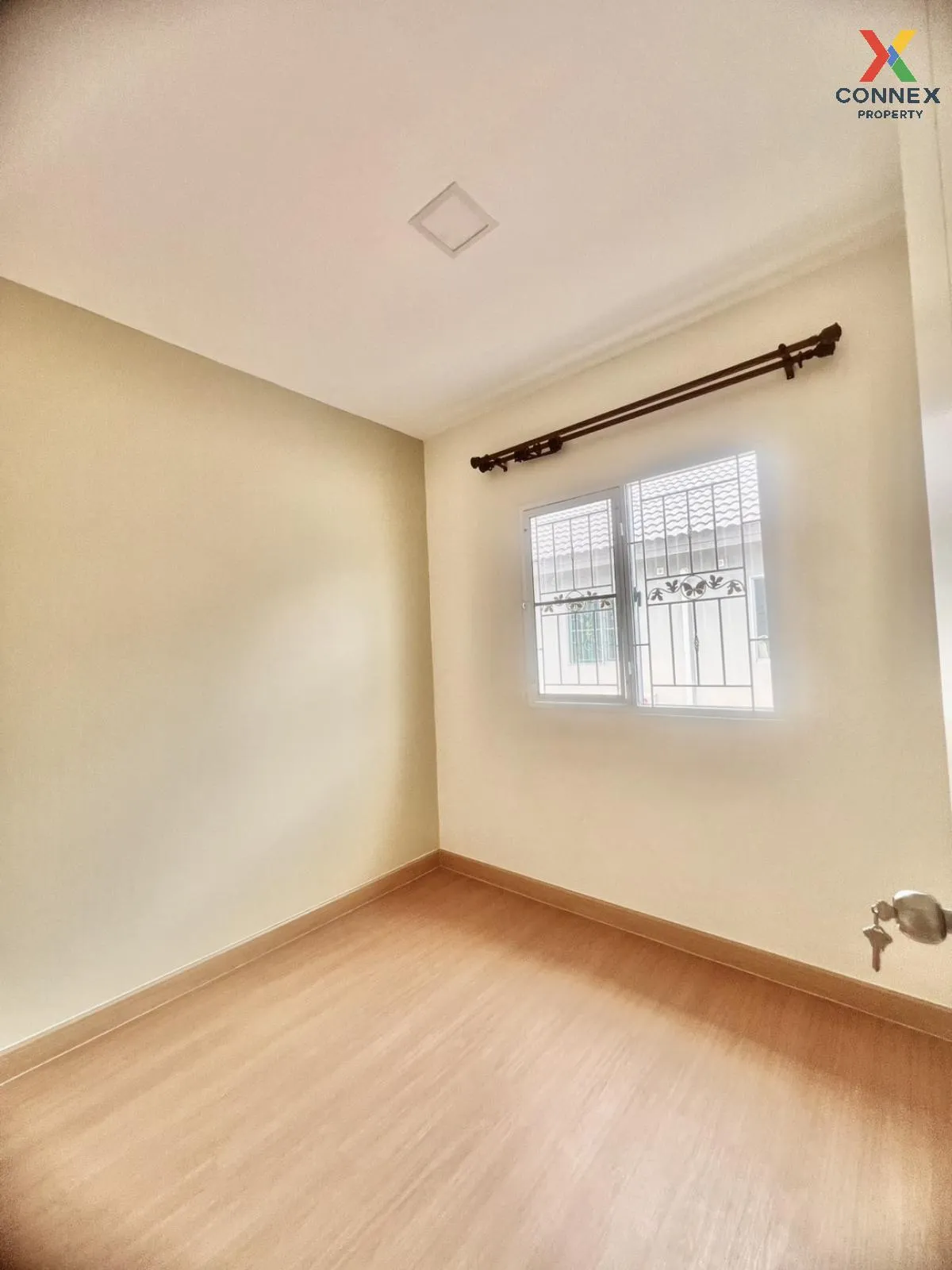 For Sale Townhouse/Townhome  , Pruksa Ville 87 Teparak , newly re