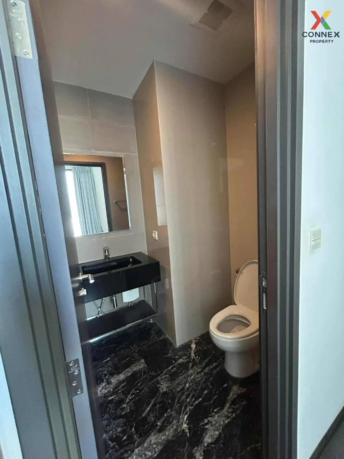 For Rent Condo , EDGE Sukhumvit 23 , BTS-Asok , Khlong Toei Nuea 