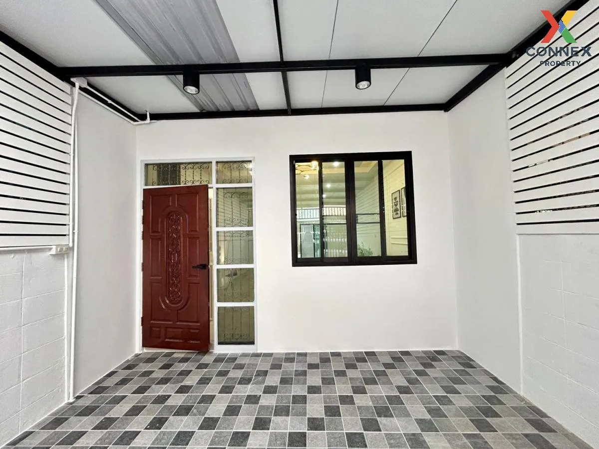 For Sale Townhouse/Townhome  , Baan Sriphet Petchkasem 106 , newl 3