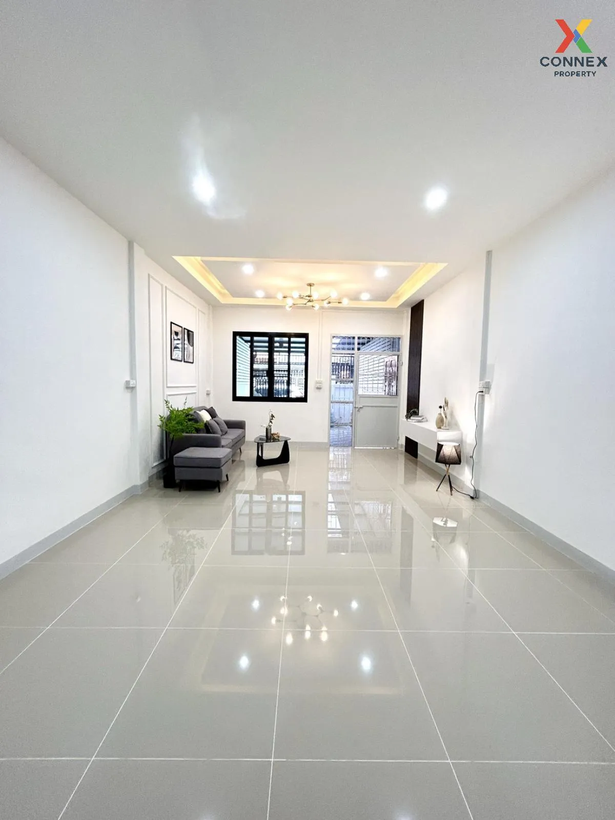 For Sale Townhouse/Townhome  , Baan Sriphet Petchkasem 106 , newl