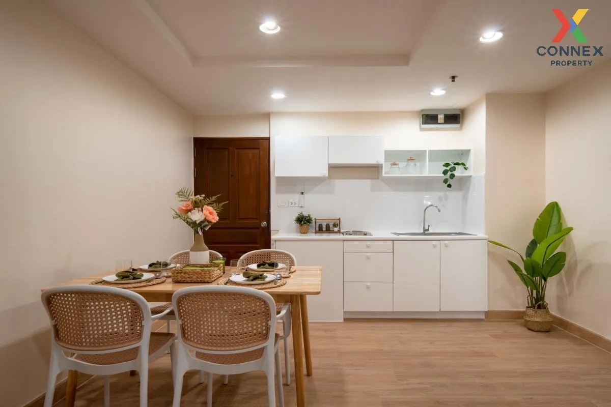 ขายคอนโด  รีสอร์ทต้า เย็นอากาศ หน้ากว้าง รีโนเวทใหม่ ช่องนนทรี เข 2