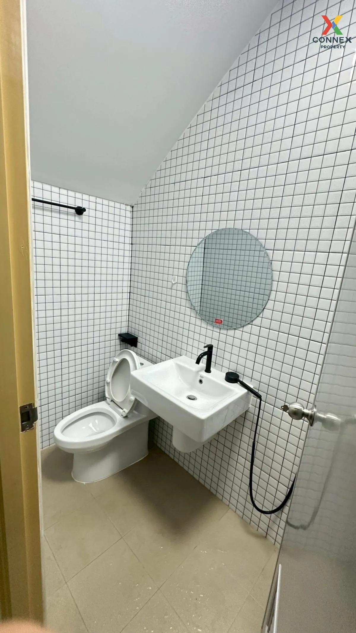 For Sale Townhouse/Townhome  , Baan One-D Mahachai - Khlong Khru 