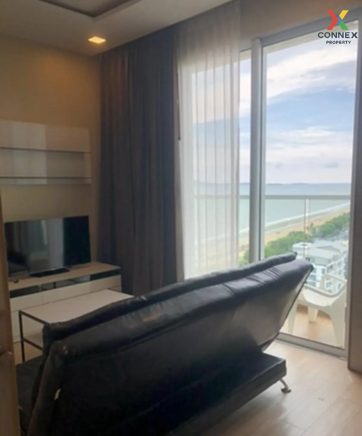 For Sale Condo , Cetus Beachfront Pattaya , corner unit , Mueang  1