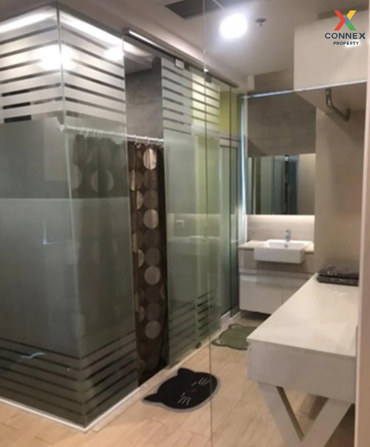 For Sale Condo , Cetus Beachfront Pattaya , corner unit , Mueang 