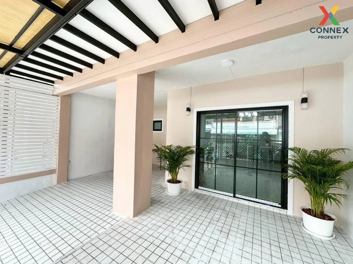 ขายทาวน์เฮ้าส์/ทาวน์โฮม  บ้านพฤกษา 3 บางบัวทอง รีโนเวทใหม่ บางคูร 4