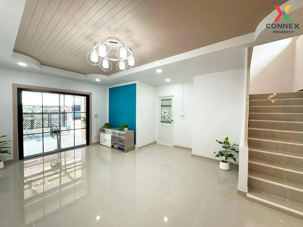 ขายทาวน์เฮ้าส์/ทาวน์โฮม  บ้านพฤกษา 3 บางบัวทอง รีโนเวทใหม่ บางคูร