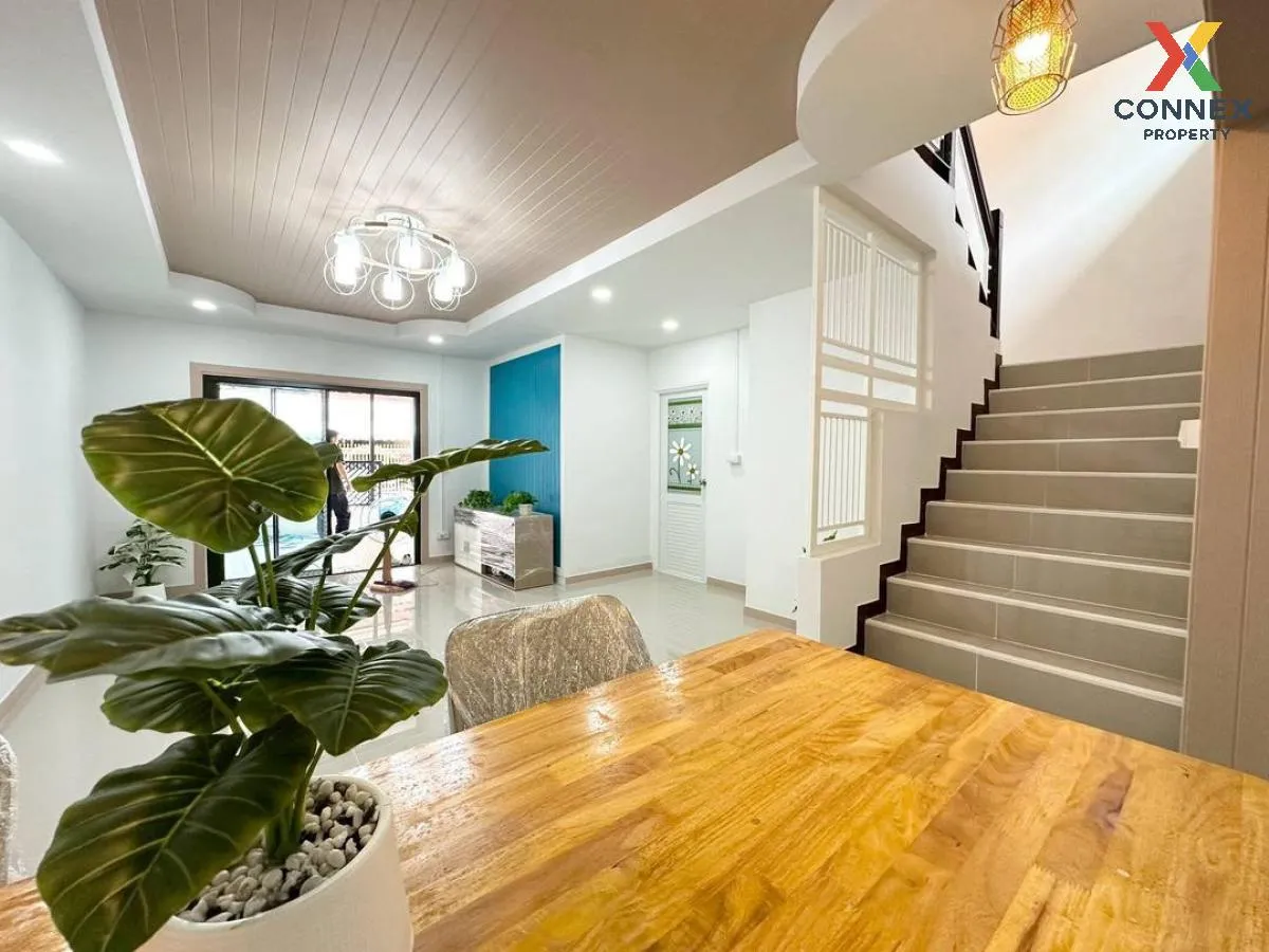 ขายทาวน์เฮ้าส์/ทาวน์โฮม  บ้านพฤกษา 3 บางบัวทอง รีโนเวทใหม่ บางคูร