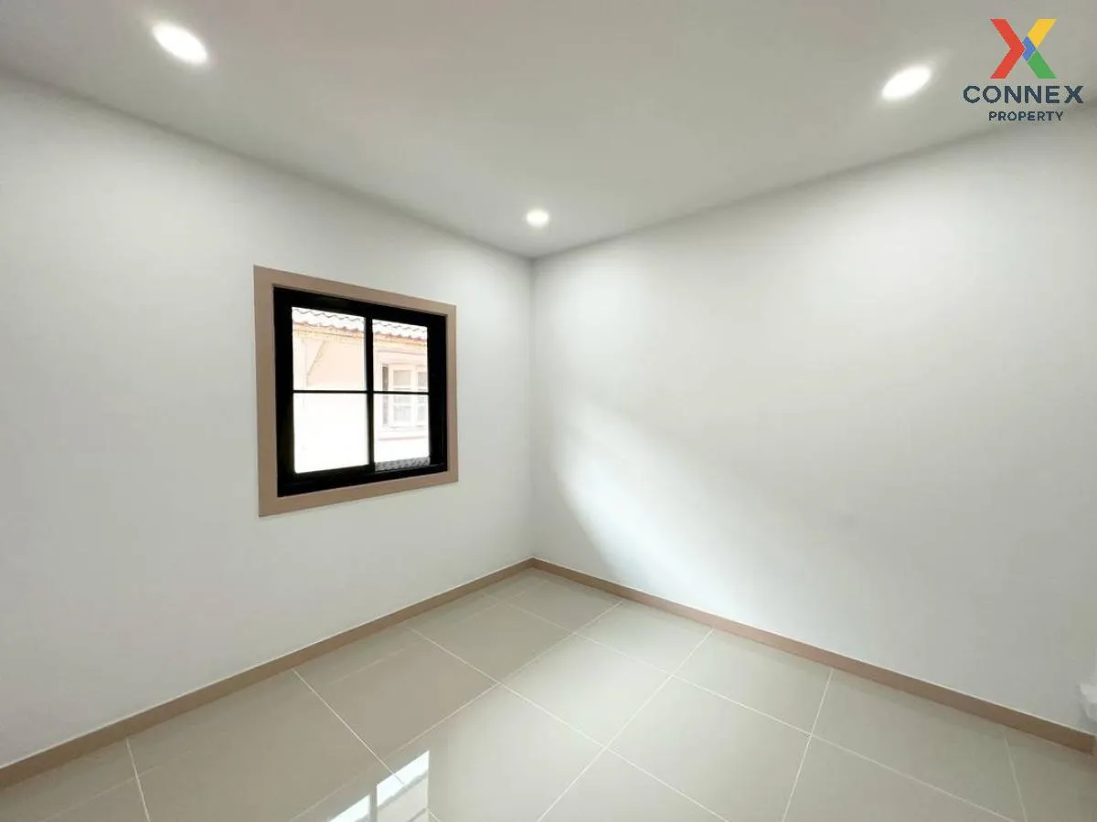 ขายทาวน์เฮ้าส์/ทาวน์โฮม  บ้านพฤกษา 3 บางบัวทอง รีโนเวทใหม่ บางคูร