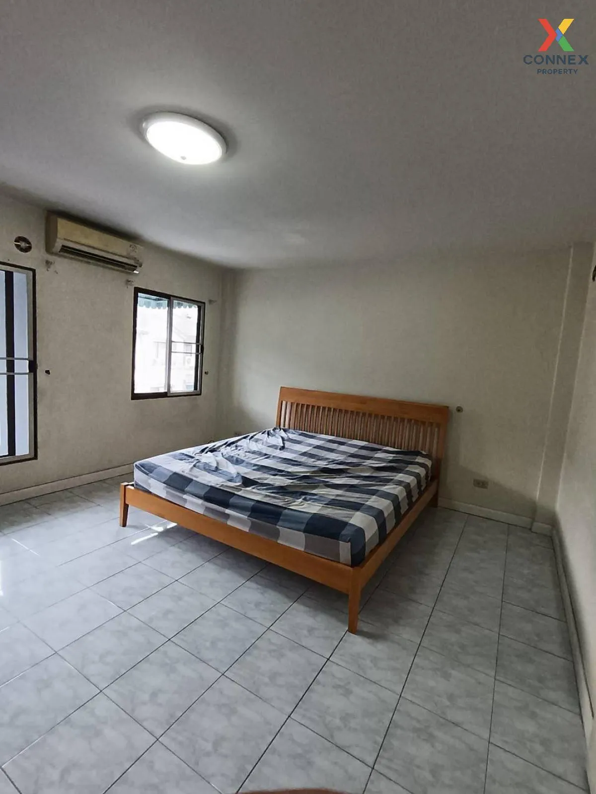 For Rent Townhouse/Townhome  , BAAN KLANG MUANG RAMA9-RAMKHMAHAEN