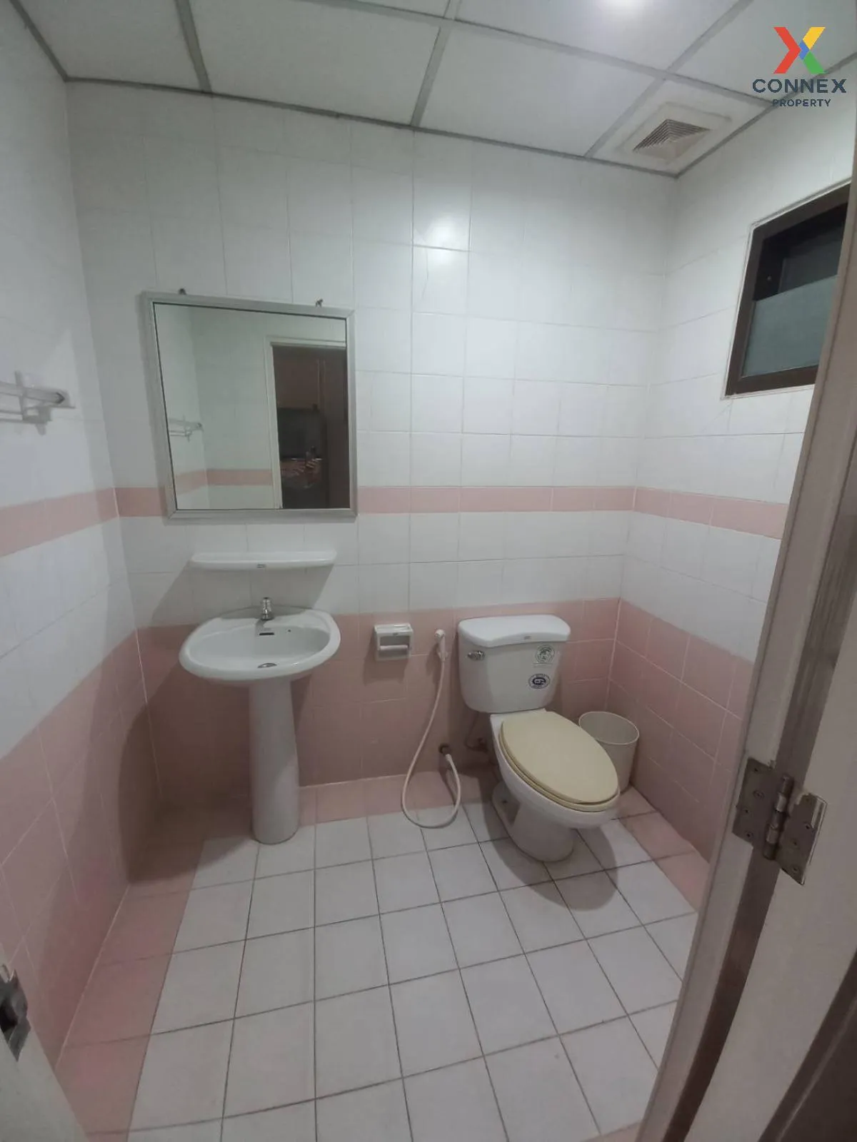 For Rent Townhouse/Townhome  , BAAN KLANG MUANG RAMA9-RAMKHMAHAEN