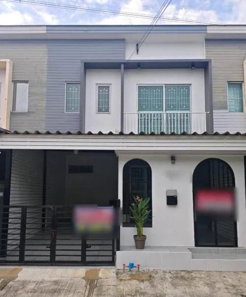 ขายทาวน์เฮ้าส์/ทาวน์โฮม  เดอะ คอนเนค อ่อนนุช 2 รีโนเวทใหม่ ประเวศ เขต ลาดกระบัง กรุงเทพ CX-134626