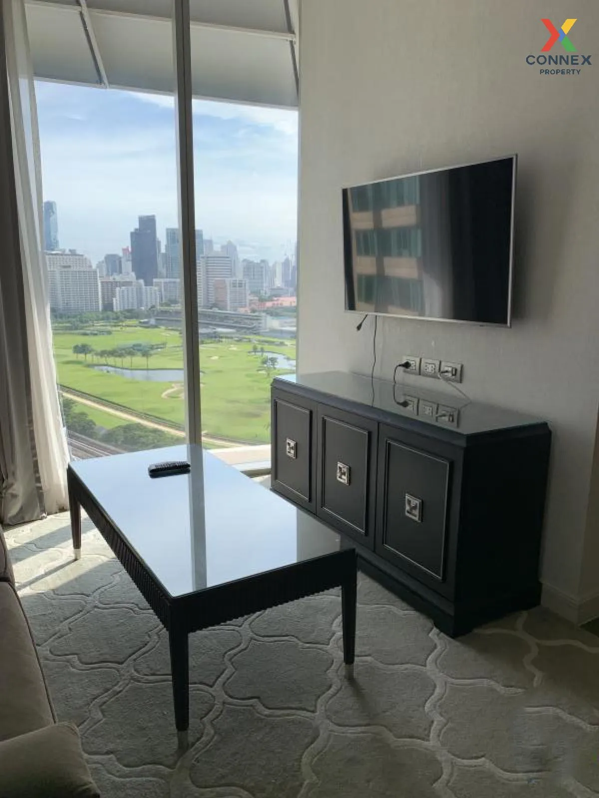 FOR RENT condo , Magnolias Ratchadamri Boulevard , BTS-Ratchadamr 3
