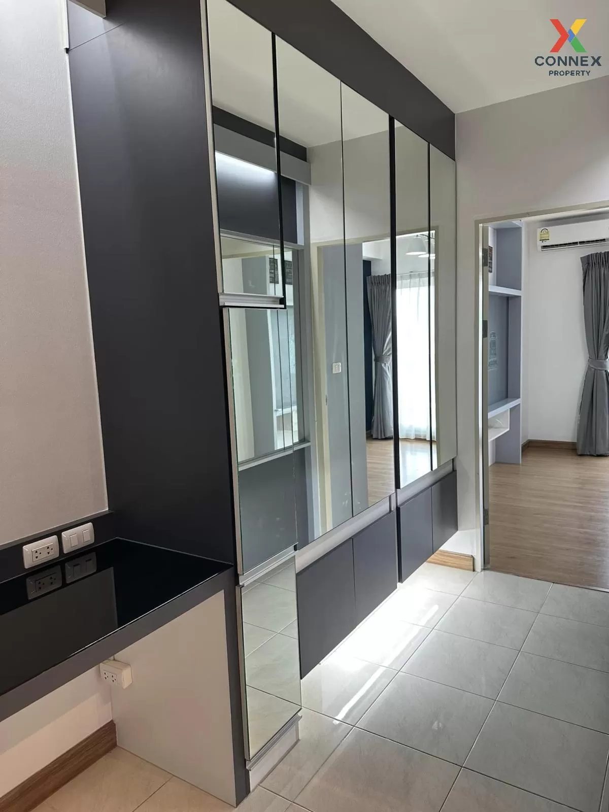 FOR RENT condo , Supalai Park Ekamai - Thonglor , BTS-Ekkamai , Bang Kapi , Huai Khwang , Bangkok , CX-19795