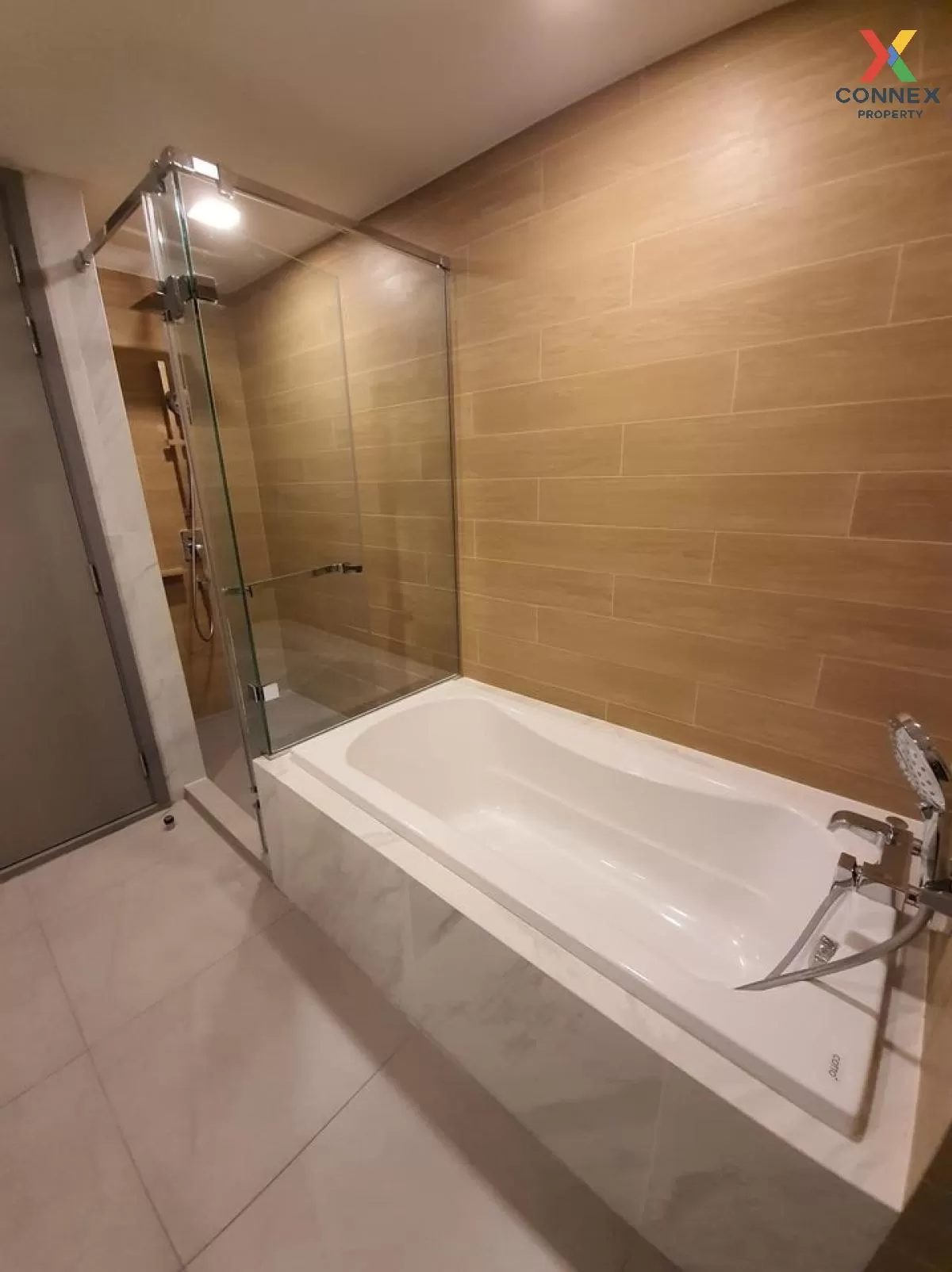 FOR SALE condo , Taka Haus , BTS-Ekkamai , Khlong Tan Nuea , Watthana , Bangkok , CX-20003