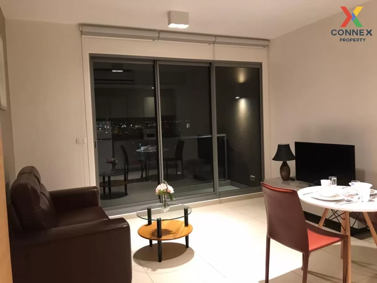 FOR SALE condo , The Lofts Ekkamai , BTS-Ekkamai , Phra Khanong Nuea , Watthana , Bangkok , CX-22152 1