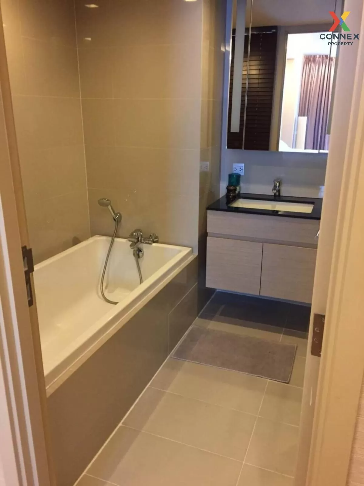 For Rent Condo , Via Botani , BTS-Phrom Phong , Khlong Toei Nuea , Watthana , Bangkok , CX-24268