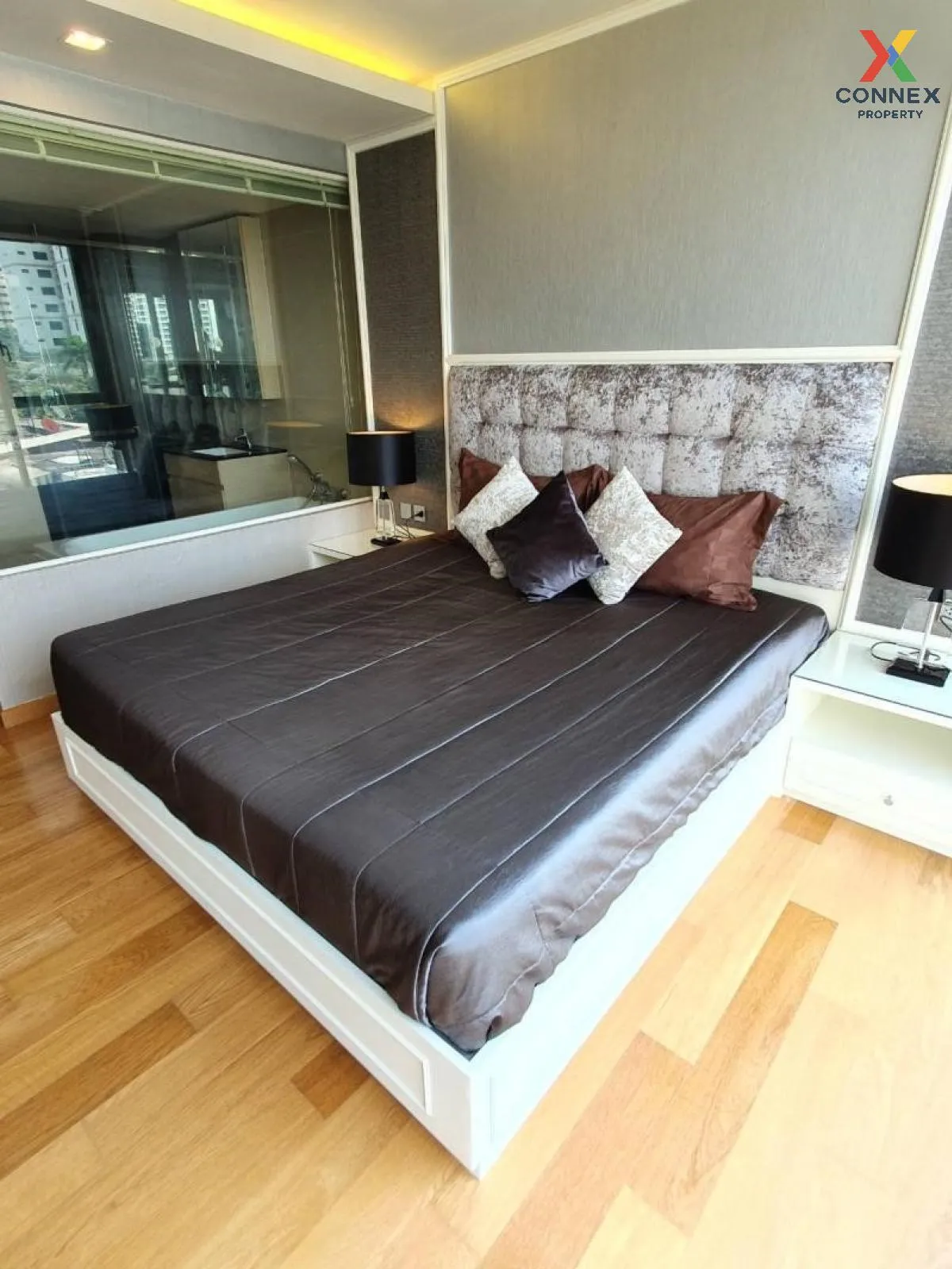 FOR RENT condo , Via Botani , BTS-Phrom Phong , Khlong Toei Nuea  4