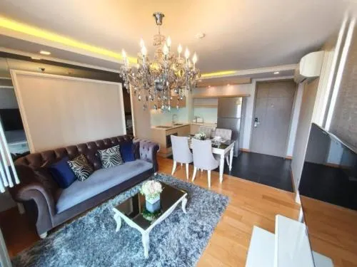 FOR RENT condo , Via Botani , BTS-Phrom Phong , Khlong Toei Nuea , Watthana , Bangkok , CX-24288