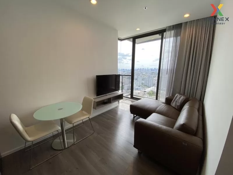 FOR RENT condo , Whizdom Essence , BTS-Punnawithi , Phra Khanong , Khlong Toei , Bangkok , CX-24707 1