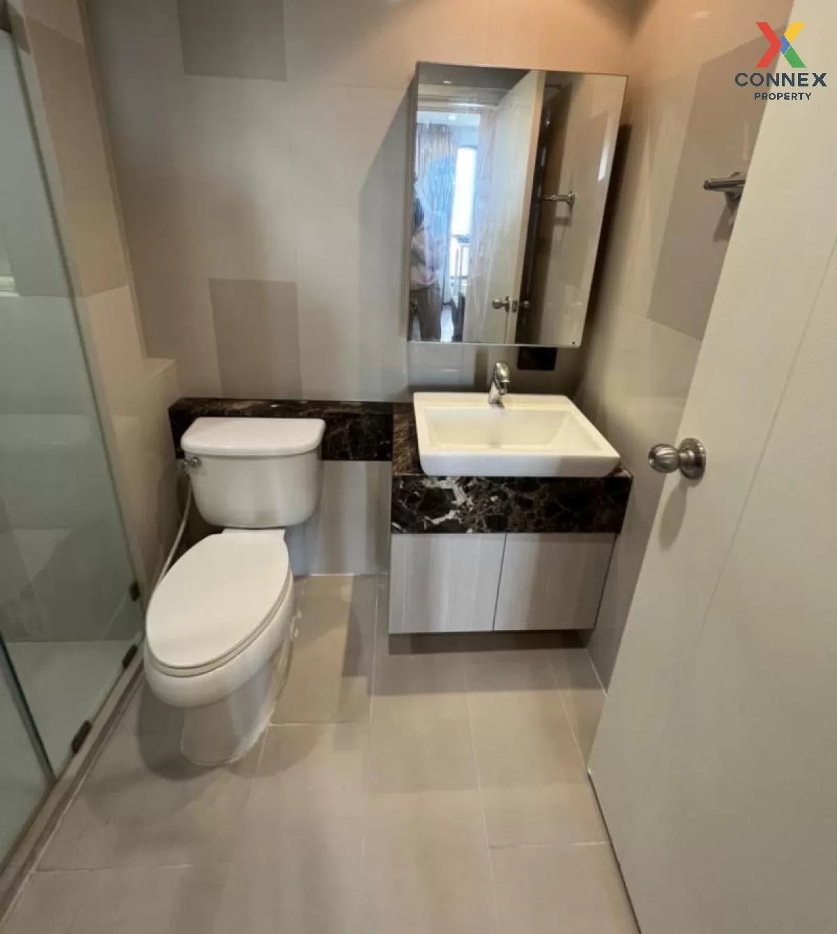 FOR SALE condo , Fuse Sathorn - Taksin , BTS-Wongwian Yai , Bang Lamphu Lang , Khlong San , Bangkok , CX-25149