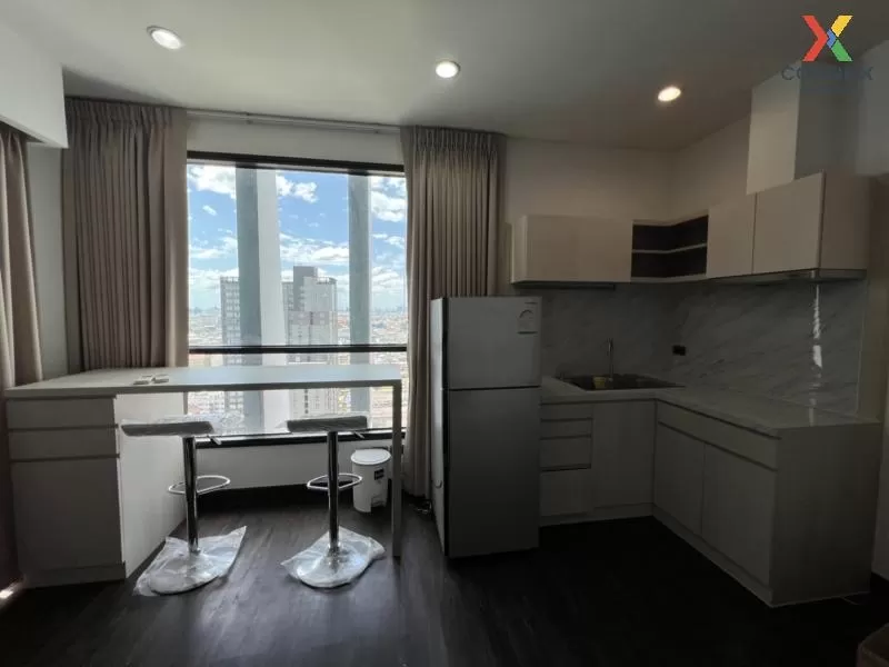 FOR RENT condo , Fuse Sathorn - Taksin , high floor , BTS-Wongwian Yai , Bang Lamphu Lang , Khlong San , Bangkok , CX-25150