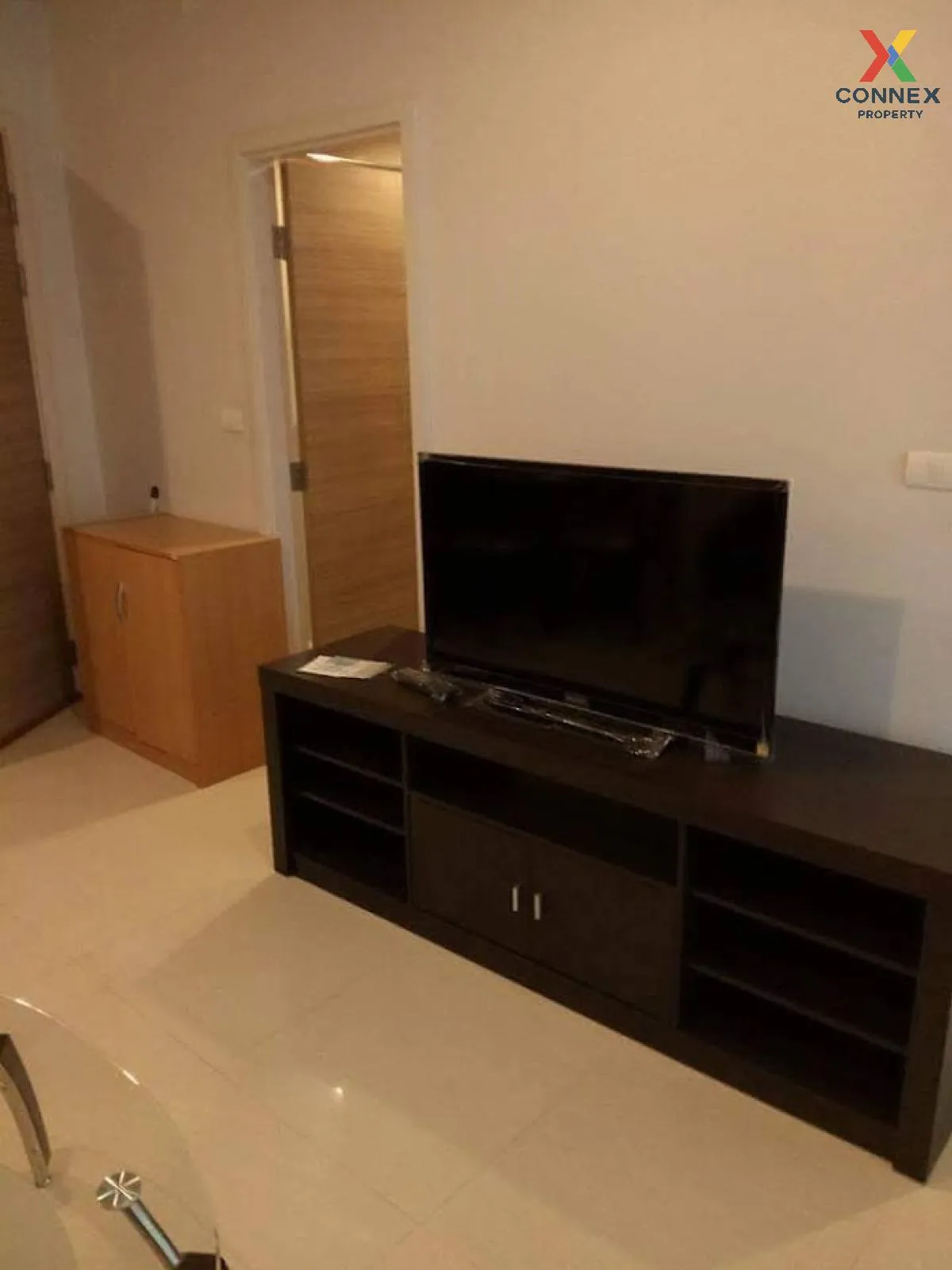 For Sale Condo , Hive Taksin , newly renovated , BTS-Wongwian Yai , Khlong Ton Sai , Khlong San , Bangkok , CX-27306 3