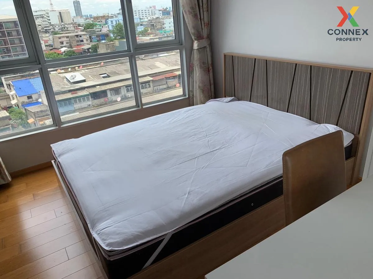 FOR SALE condo , Hive Taksin , BTS-Wongwian Yai , Khlong Ton Sai , Khlong San , Bangkok , CX-27326