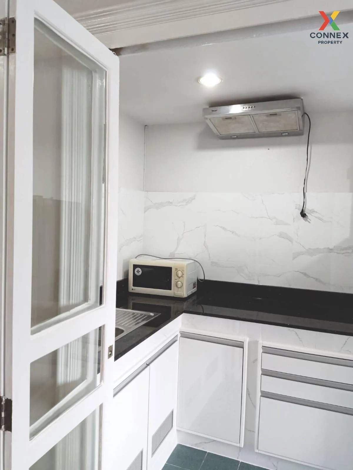 FOR RENT condo , Lumpini Place Suanplu - Sathorn , BTS-Sala Daeng , Thungmahamek , Sa Thon , Bangkok , CX-28415 3