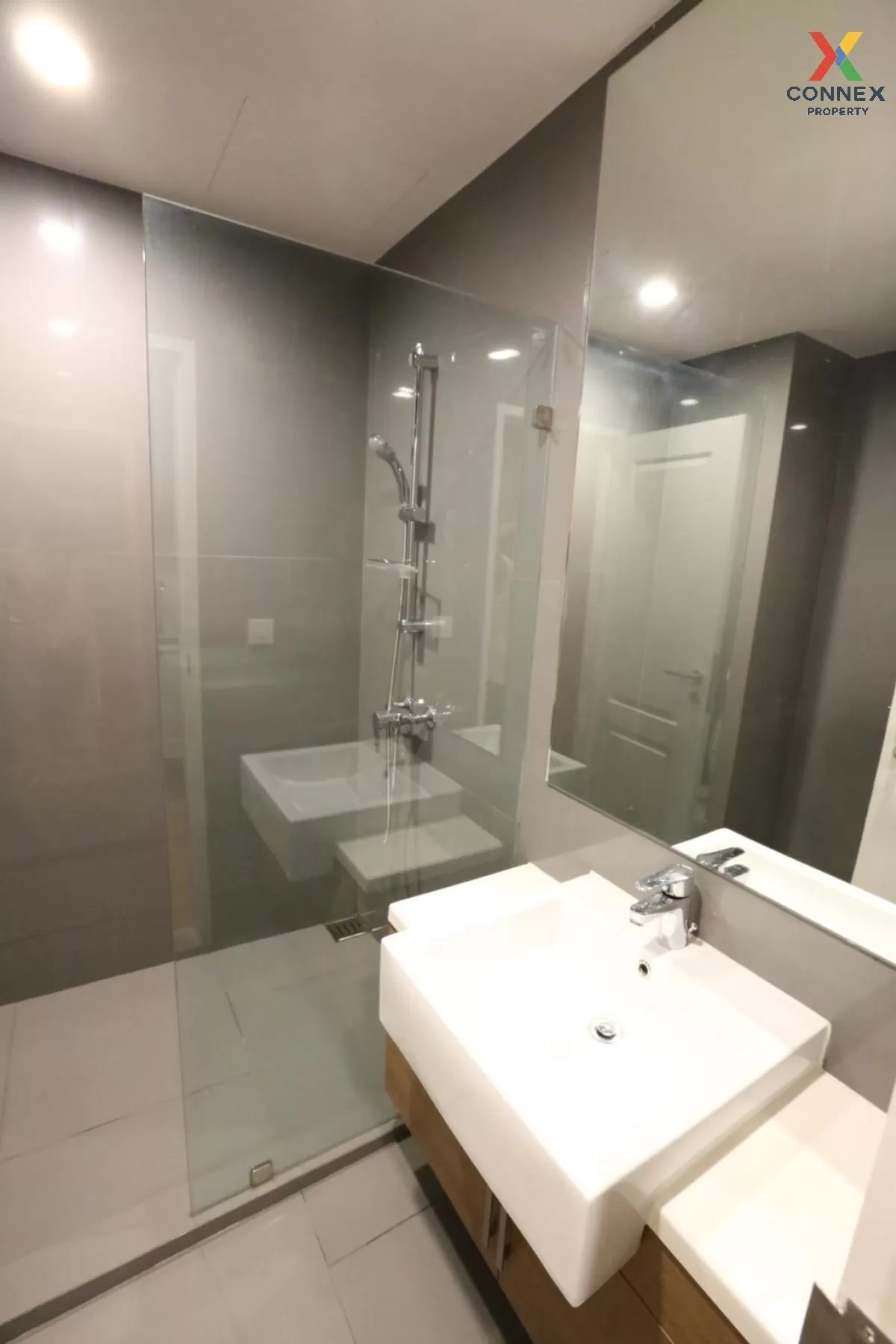 FOR SALE condo , Noble Revo Silom , BTS-Surasak , Silom , Bang Rak , Bangkok , CX-28886