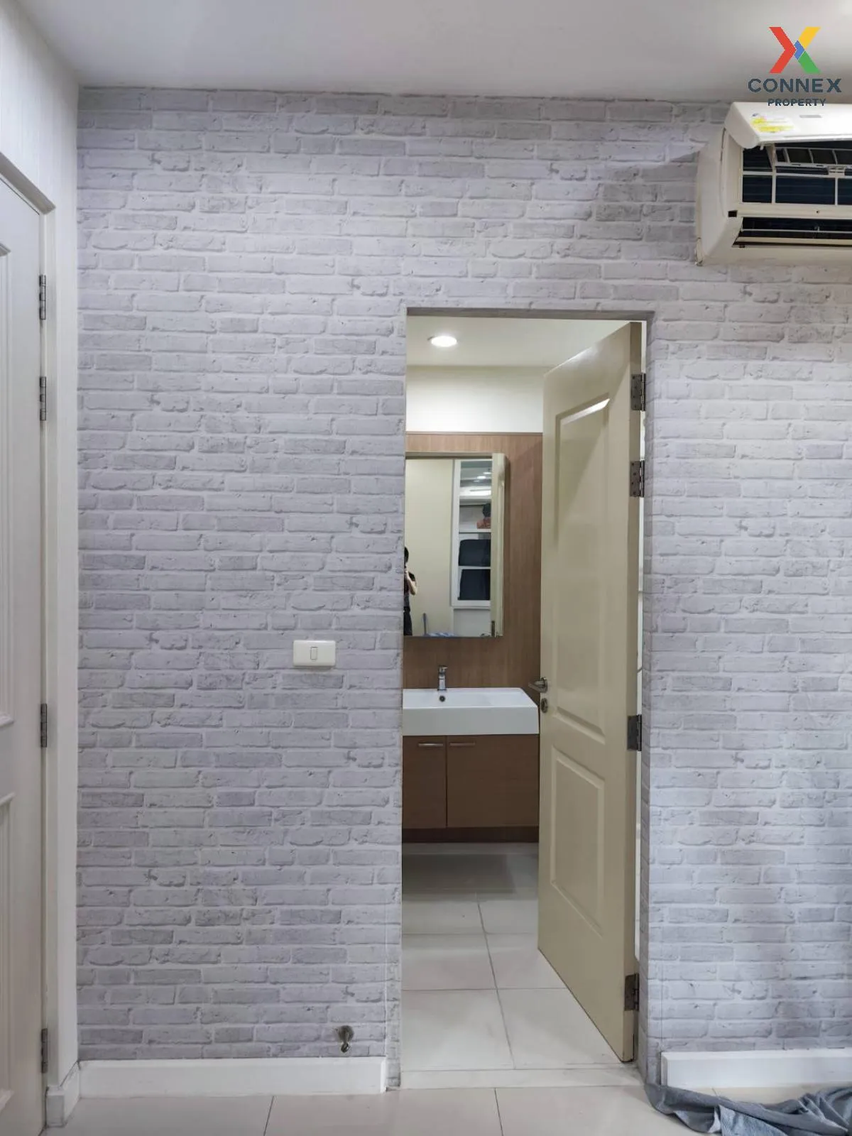 FOR RENT condo , Q House Sathorn , BTS-Krung Thon Buri , Khlong T