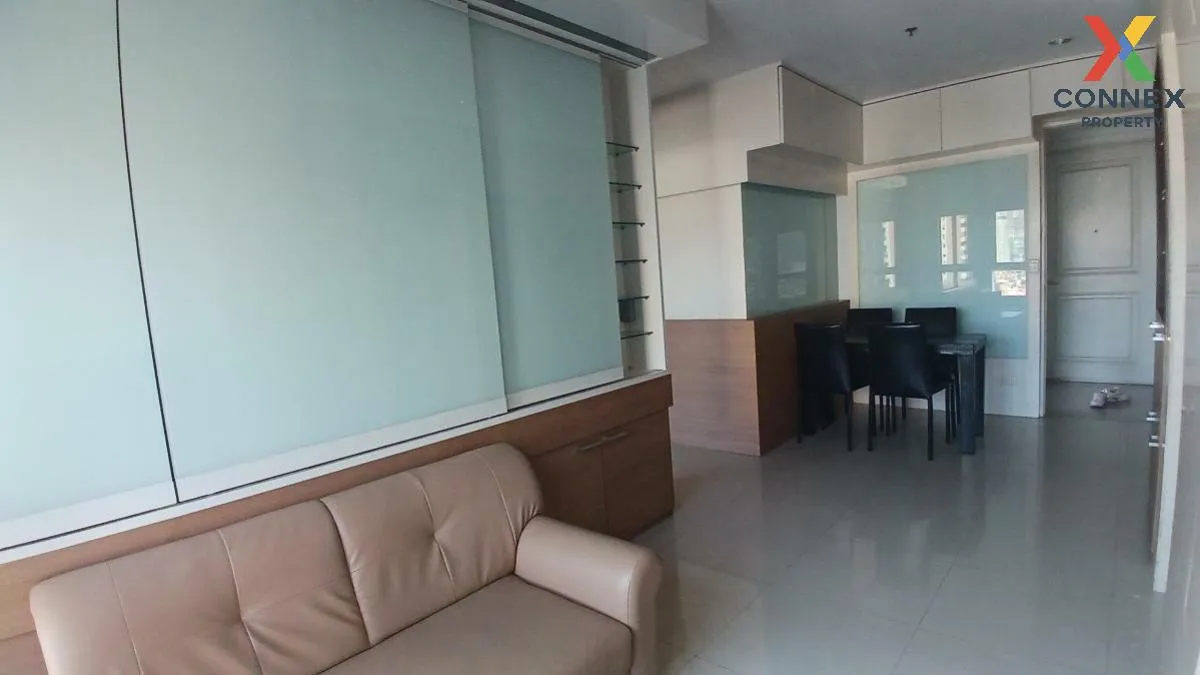 FOR RENT condo , Q House Sathorn , BTS-Krung Thon Buri , Khlong T 1