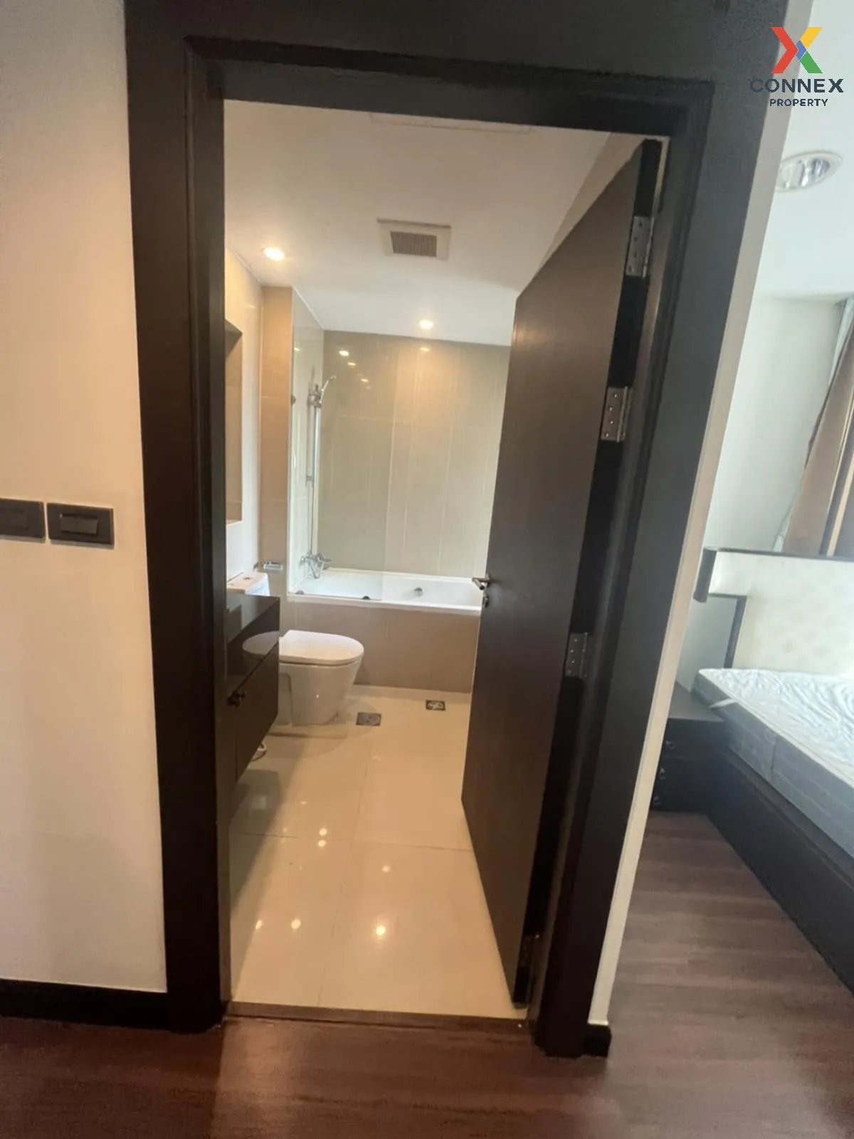 FOR RENT condo , Sathorn Garden , MRT-Lumphini , Thungmahamek , Sa Thon , Bangkok , CX-30205