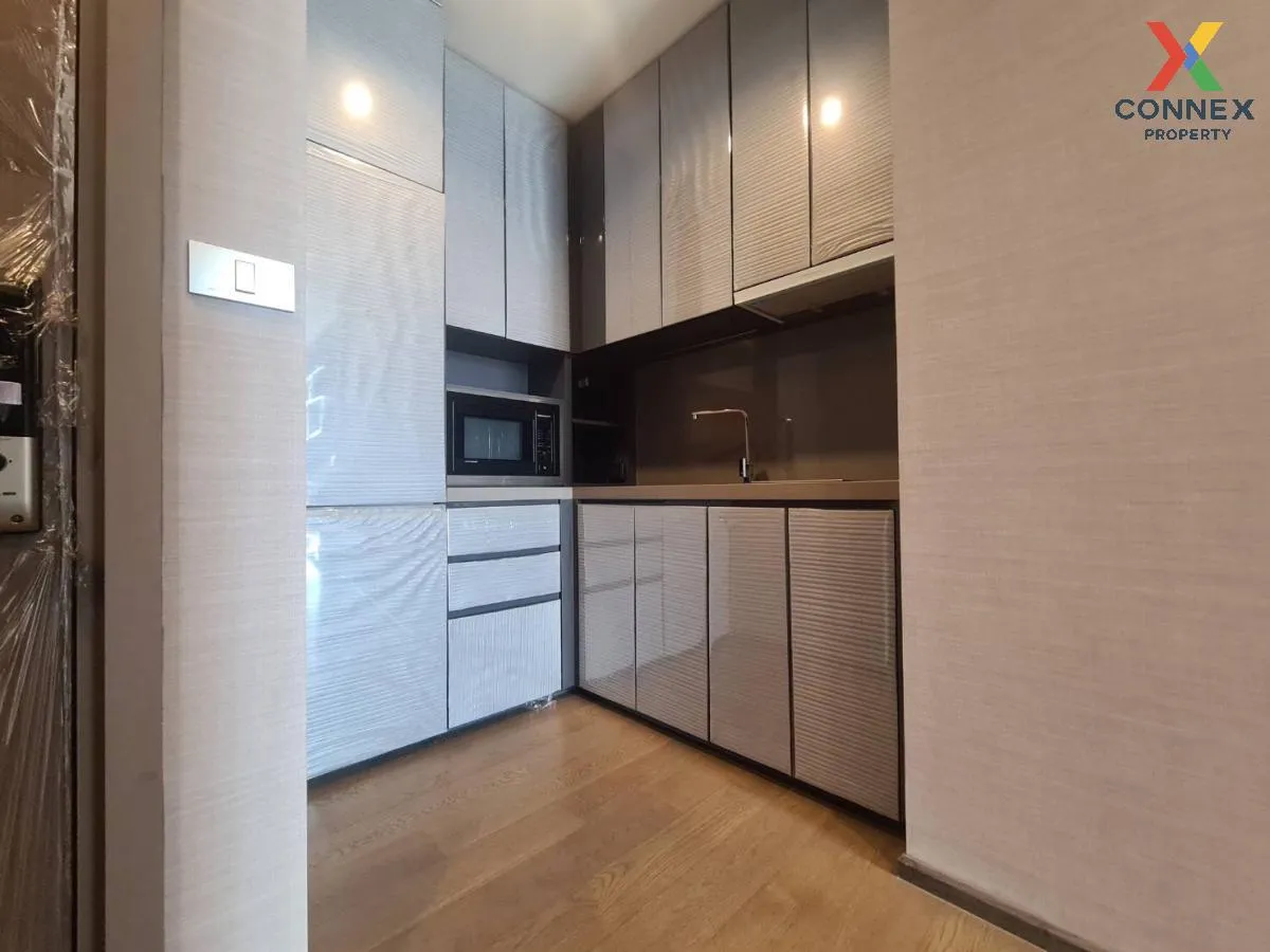 FOR SALE condo , The Diplomat Sathorn , BTS-Surasak , Silom , Ban