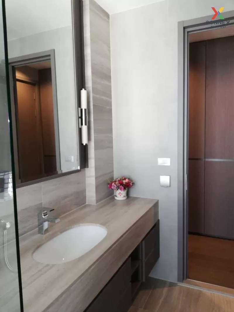 FOR SALE condo , The Diplomat Sathorn , BTS-Surasak , Silom , Bang Rak , Bangkok , CX-31487