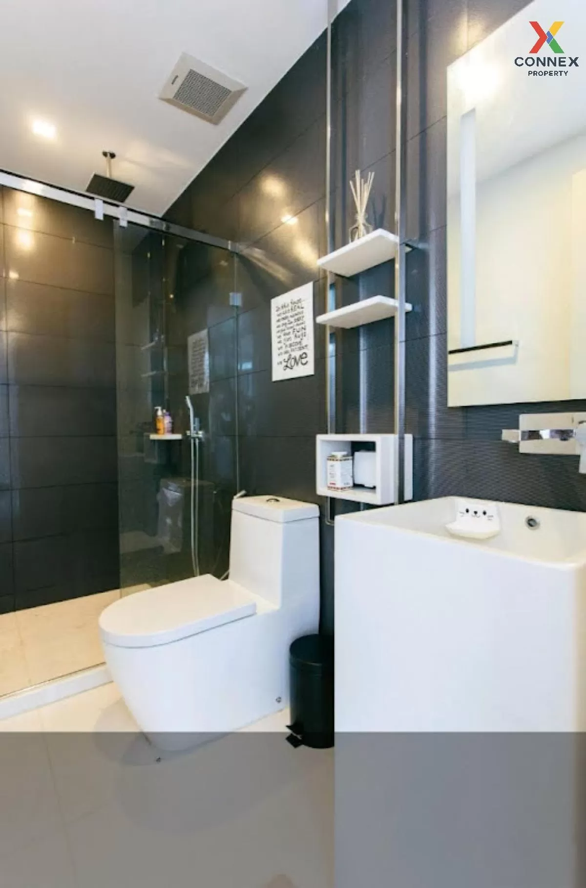 For Sale Condo , The Room BTS Wongwianyai , BTS-Wongwian Yai , Bang Lamphu Lang , Khlong San , Bangkok , CX-32545