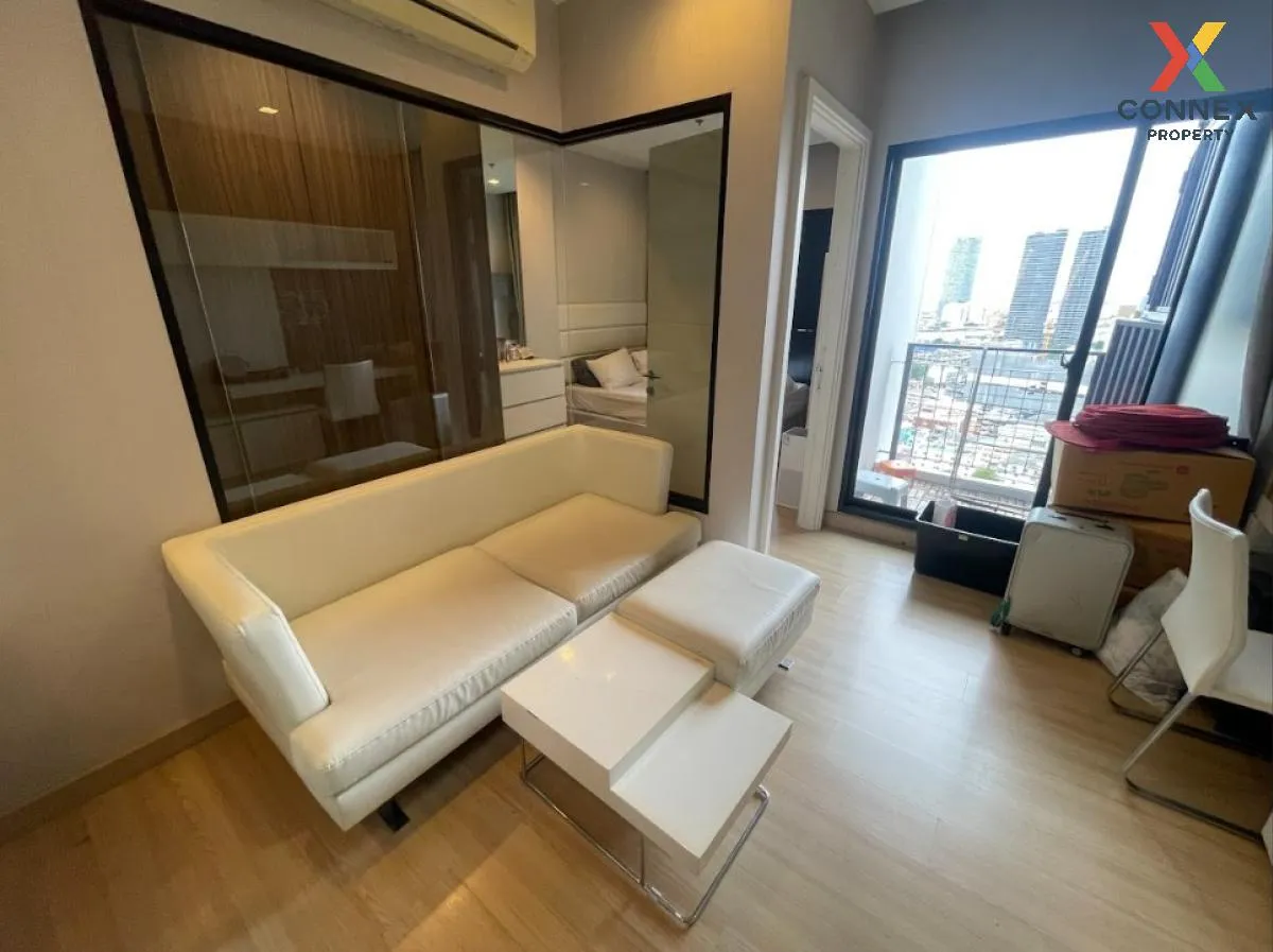 FOR RENT condo , Urbano Absolute Sathorn - Taksin , BTS-Krung Tho 1