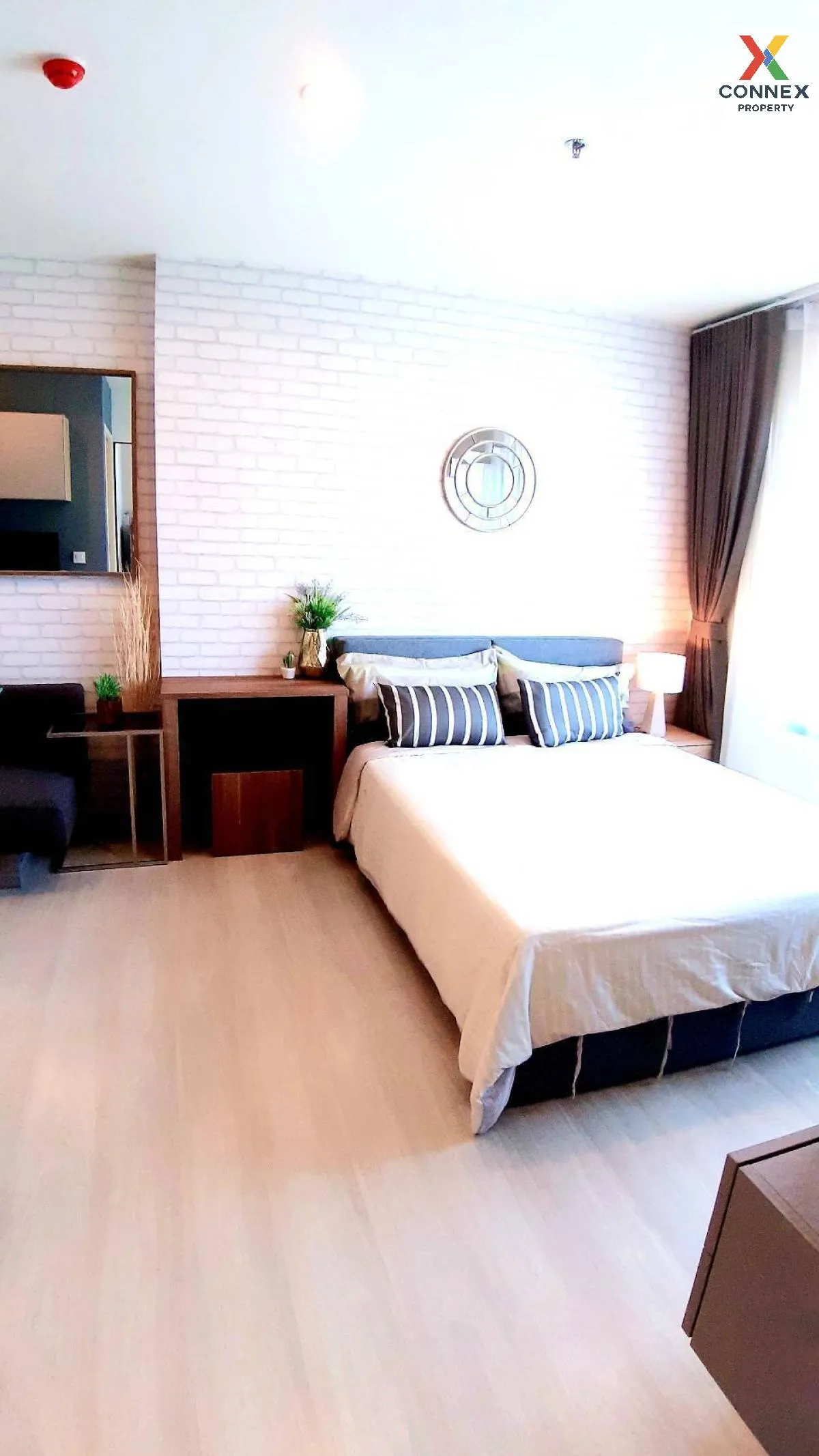 FOR SALE condo , Life Asoke , MRT-Phetchaburi , Bang Kapi , Huai Khwang , Bangkok , CX-38363