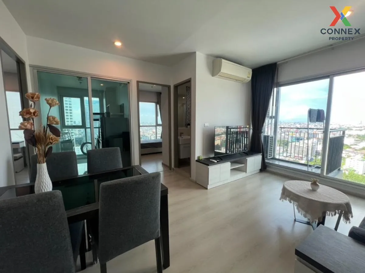FOR RENT condo , Life Ratchadapisek , high floor , MRT-Huai Khwan 1