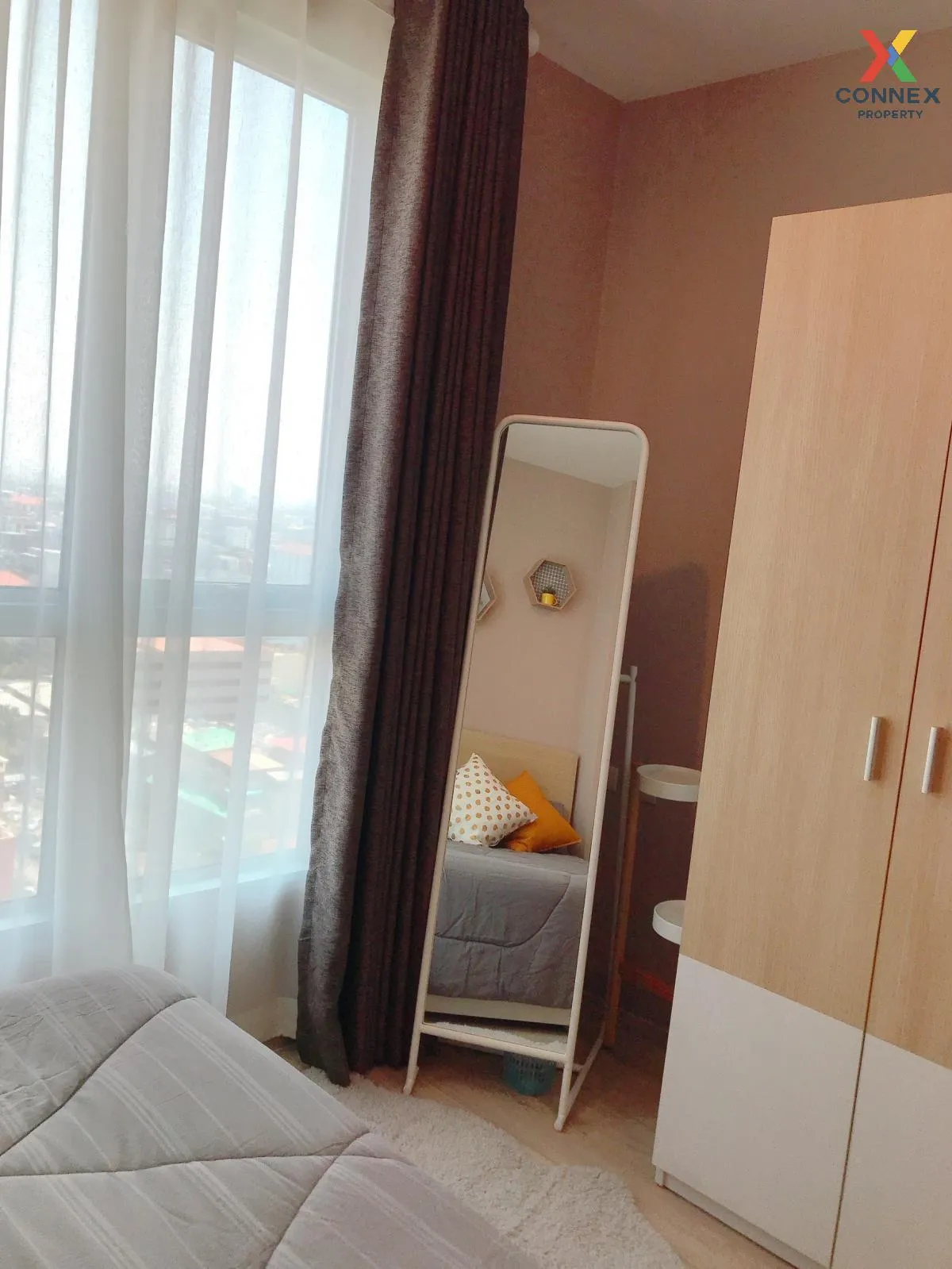 FOR RENT condo , Life @ Ratchada - Suthisan , MRT-Sutthisan , Sam Saen Nok , Huai Khwang , Bangkok , CX-40489