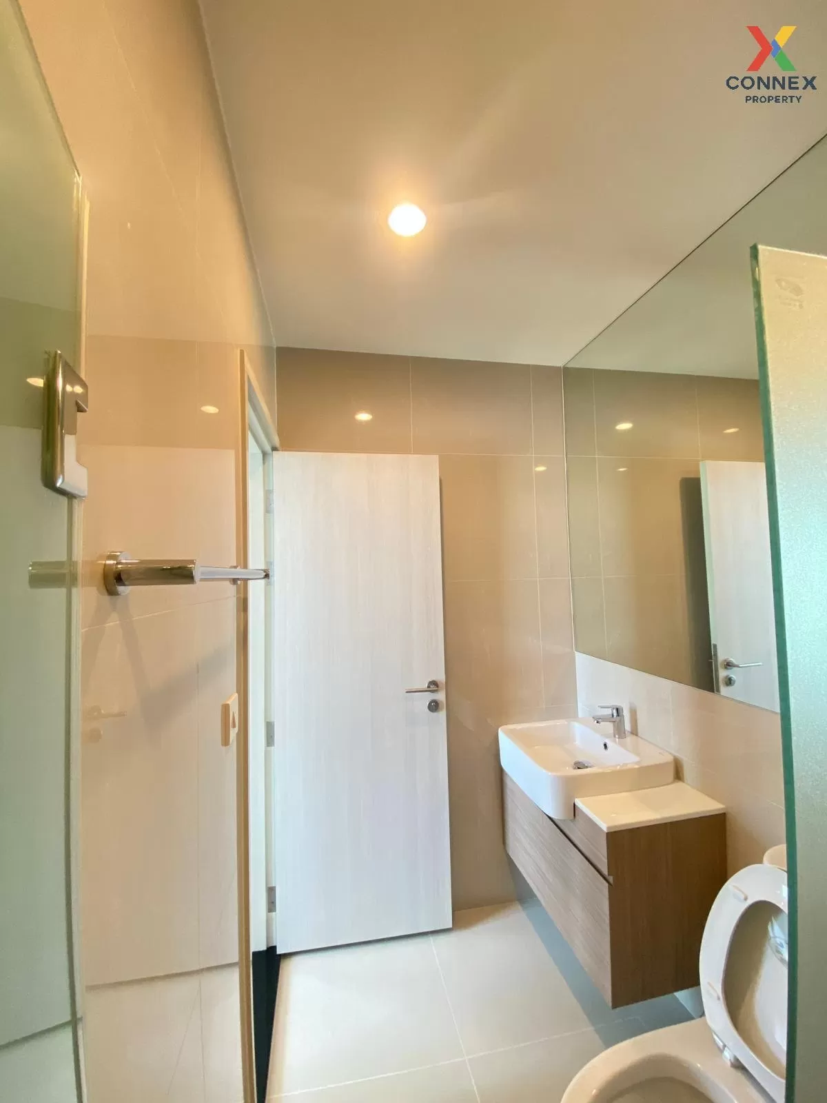 FOR RENT condo , Noble Revolve Ratchada , MRT-Thailand Cultural Centre , Huai Khwang , Huai Khwang , Bangkok , CX-41227