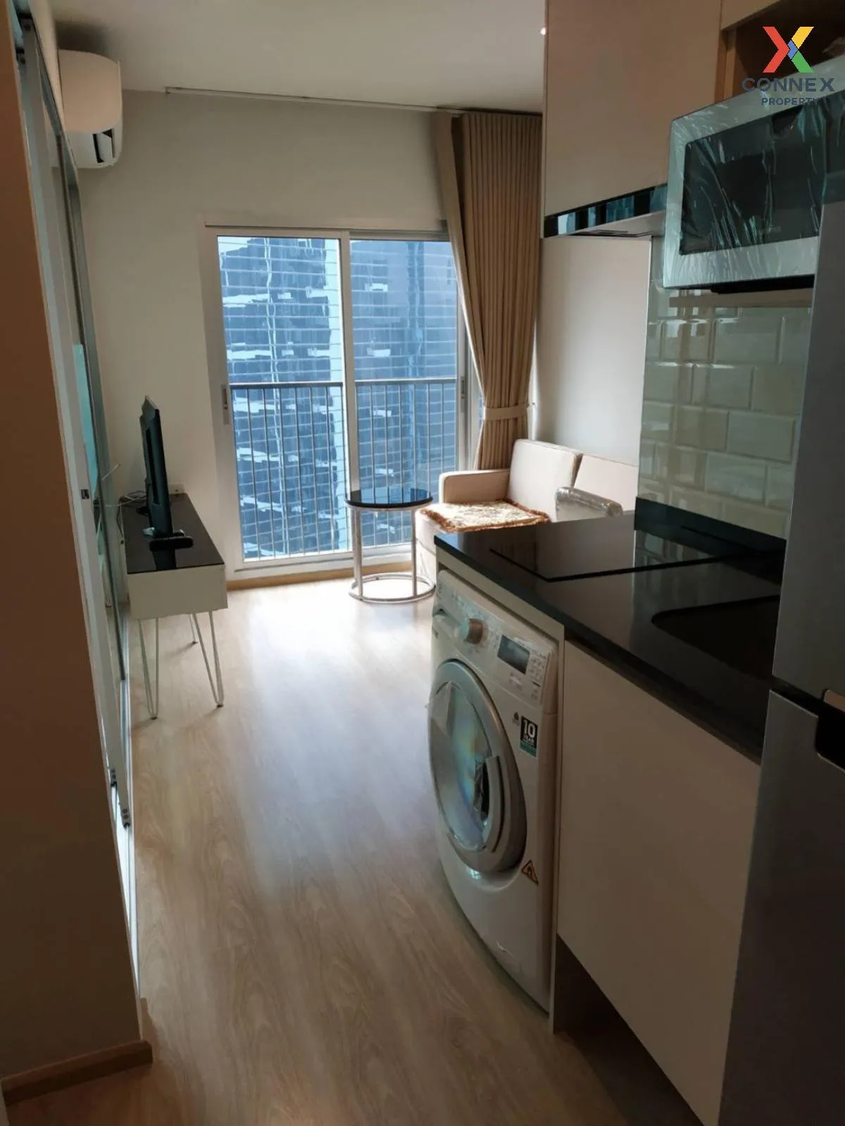 FOR RENT condo , Noble Revolve Ratchada 2 , MRT-Thailand Cultural 1